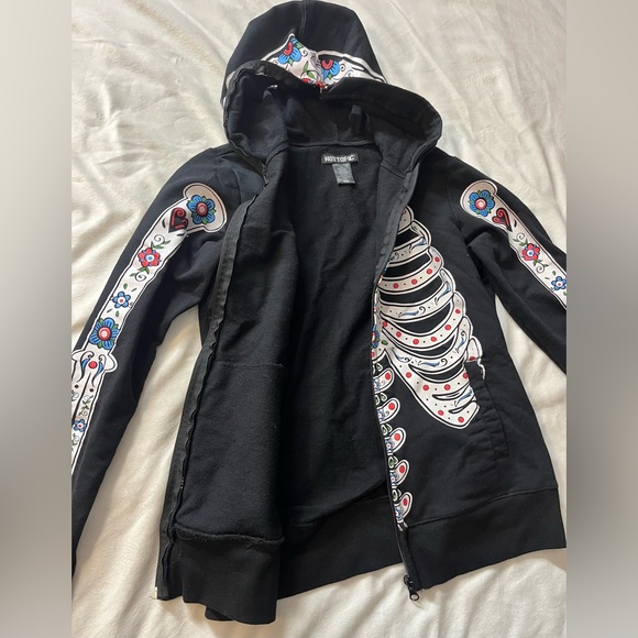 Hot Topic Black Skeleton Graphic Full Zip Hoodie Sweatshirt w Face Mask Sz Med - Picture 12 of 15